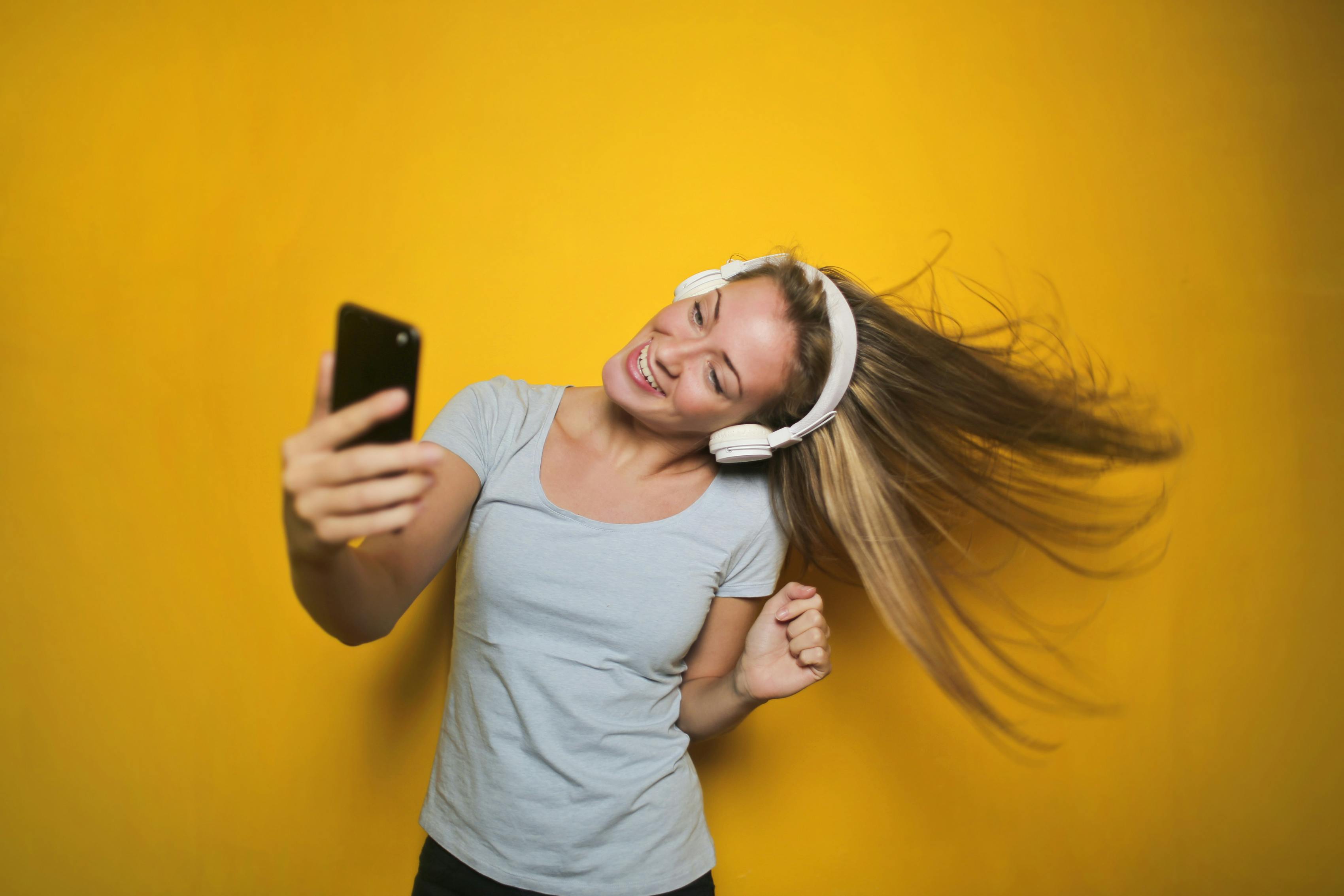 How to Use a TikTok SMM Panel to Grow Your Profile